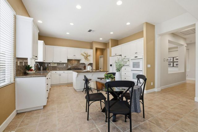 4917 Village Green Dr, El Dorado Hills, CA 95762