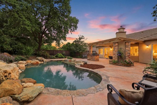 4917 Village Green Dr, El Dorado Hills, CA 95762