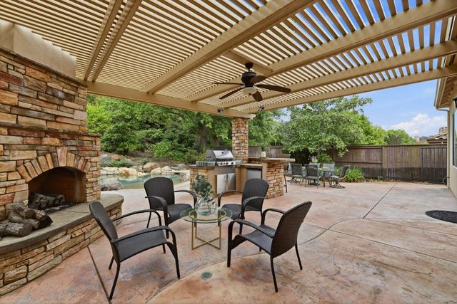 4917 Village Green Dr, El Dorado Hills, CA 95762