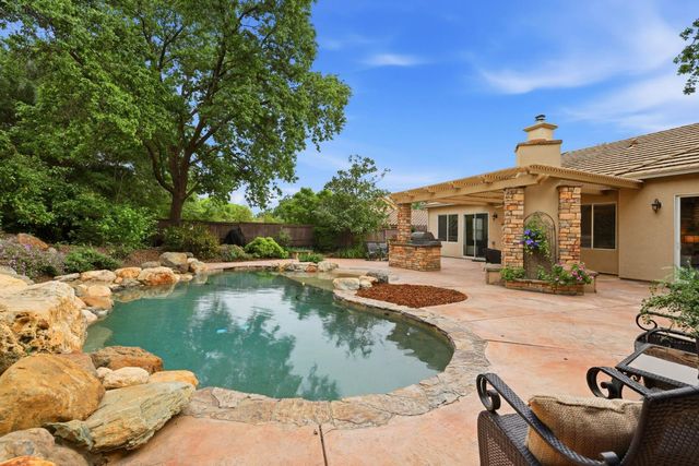 4917 Village Green Dr, El Dorado Hills, CA 95762