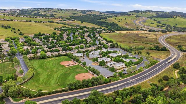 4917 Village Green Dr, El Dorado Hills, CA 95762