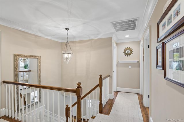11 Cobblestone Court, Centerport, NY 11721