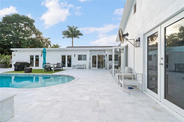 35220 SW 213th Ave, Homestead, FL 33034