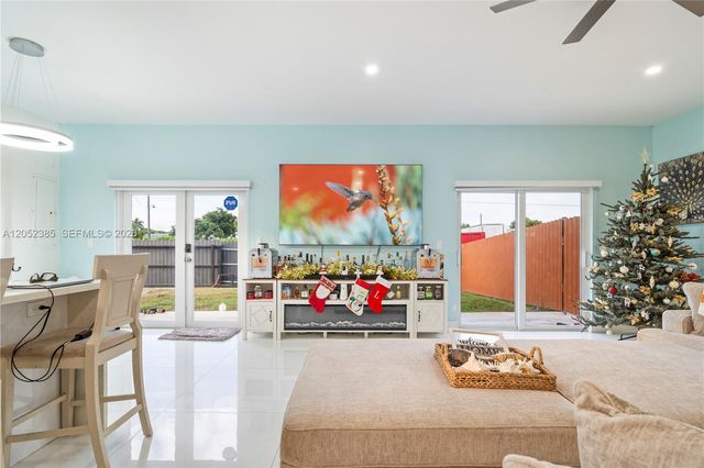 35220 SW 213th Ave, Homestead, FL 33034