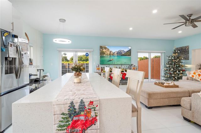 35220 SW 213th Ave, Homestead, FL 33034