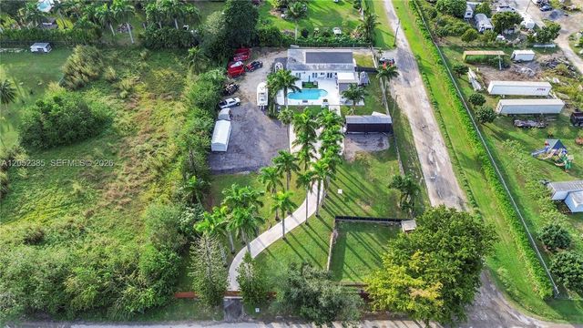 35220 SW 213th Ave, Homestead, FL 33034