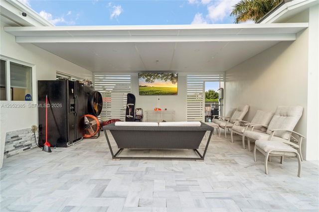 35220 SW 213th Ave, Homestead, FL 33034