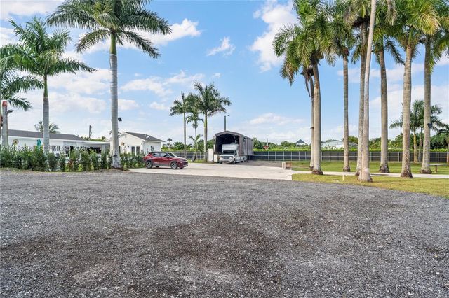 35220 SW 213th Ave, Homestead, FL 33034