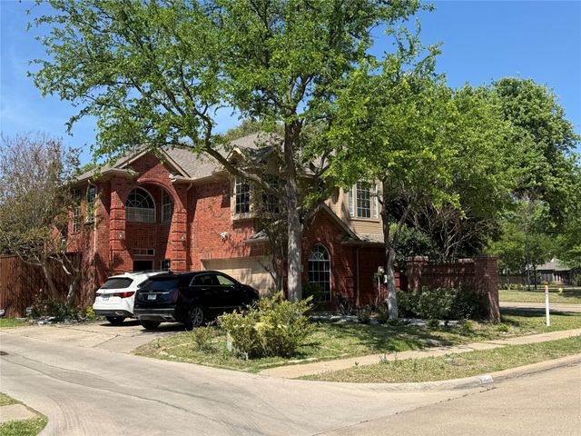 196 Cove Drive, Coppell, TX 75019