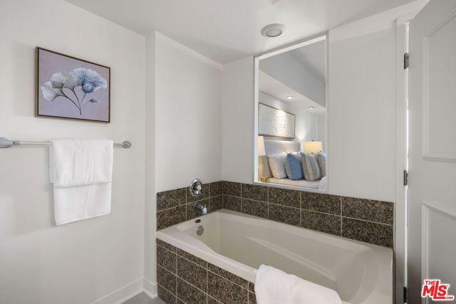 13700 Marina Pointe Drive 809, Marina Del Rey, CA 90292