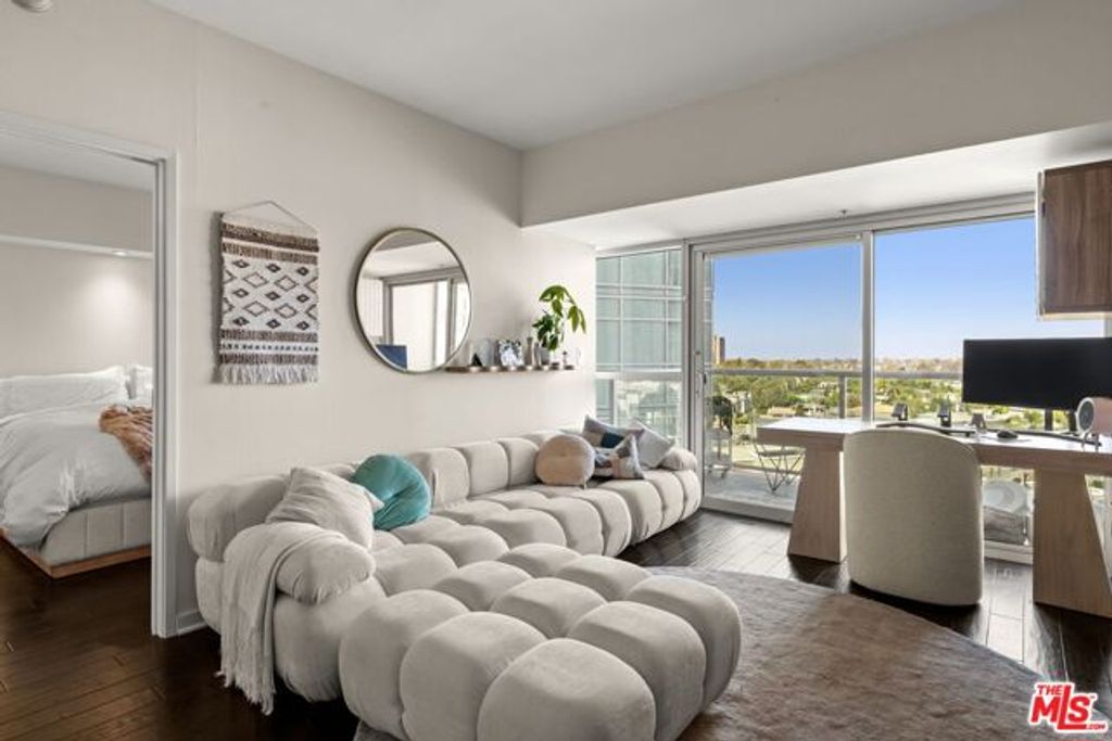 13700 Marina Pointe Drive 809, Marina Del Rey, CA 90292