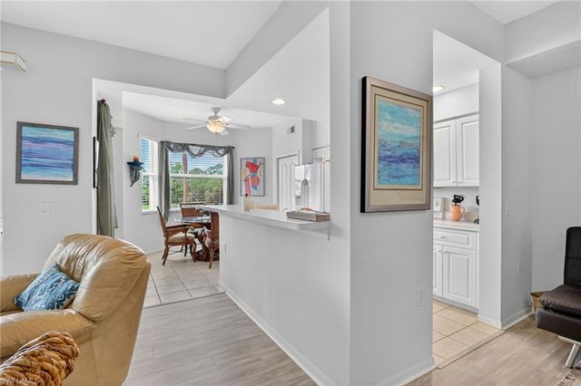 3830 Sawgrass WAY 2922, Naples, FL 34112