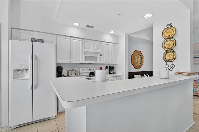 3830 Sawgrass WAY 2922, Naples, FL 34112