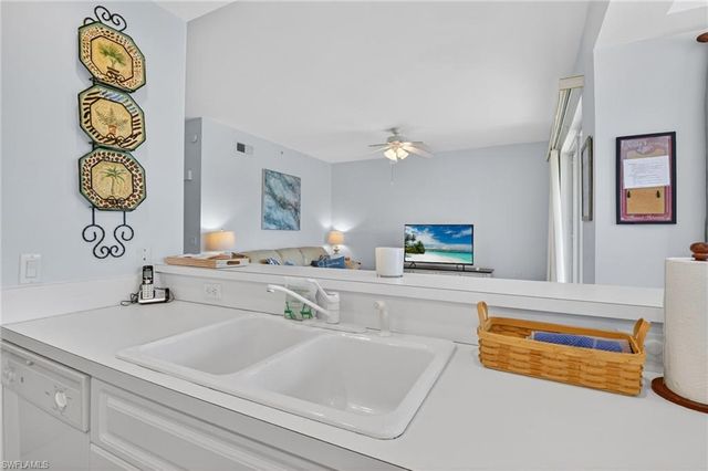 3830 Sawgrass WAY 2922, Naples, FL 34112