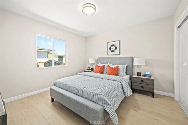 1227 E Grovecenter, West Covina, CA 91790