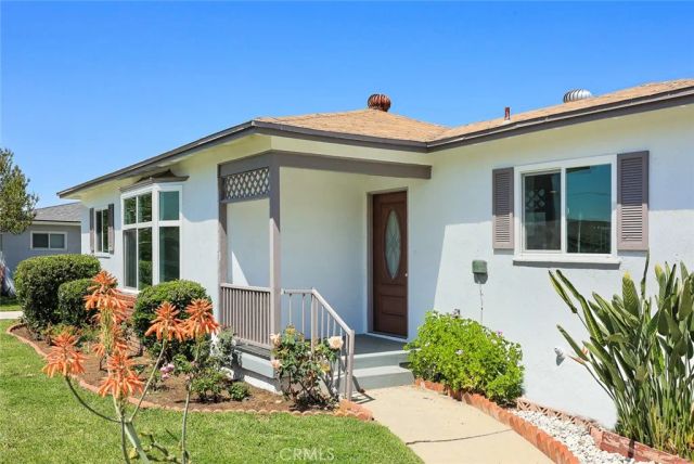 1227 E Grovecenter, West Covina, CA 91790