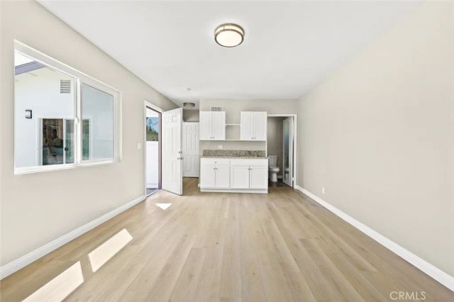 1227 E Grovecenter, West Covina, CA 91790