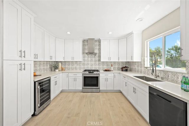 1227 E Grovecenter, West Covina, CA 91790