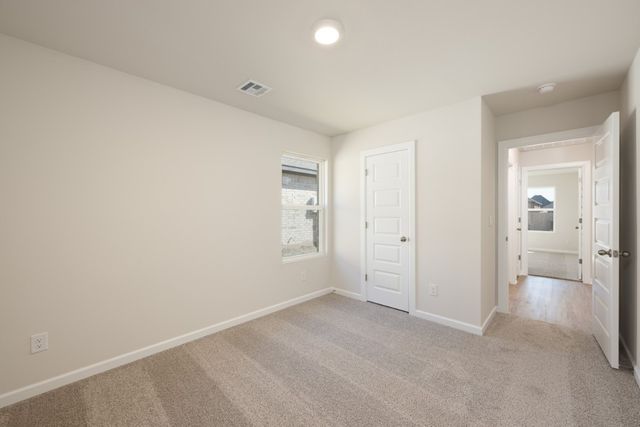 1125 E Stetson Lane, Mustang, OK 73064