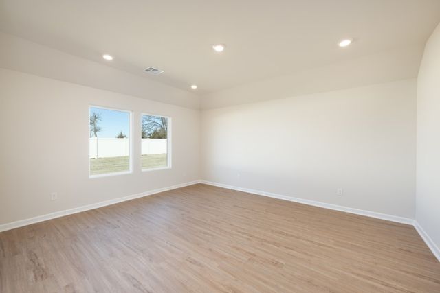 1125 E Stetson Lane, Mustang, OK 73064