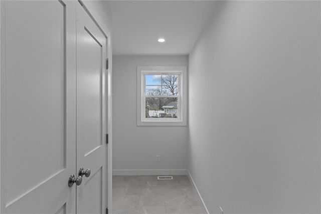 88 Child Lane, Warwick, RI 02886