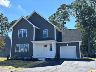 88 Child Lane, Warwick, RI 02886