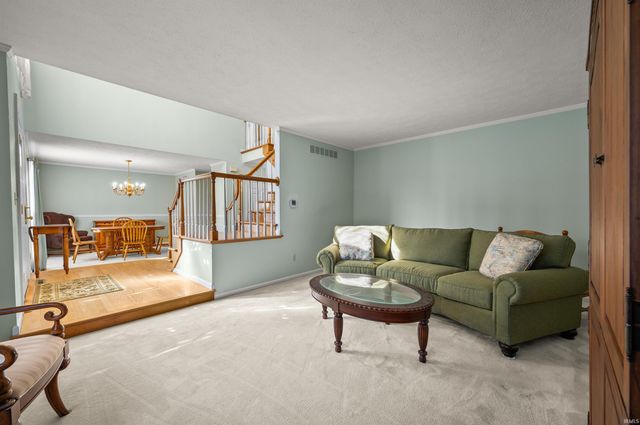 52367 Liberty Mills Court, Granger, IN 46530