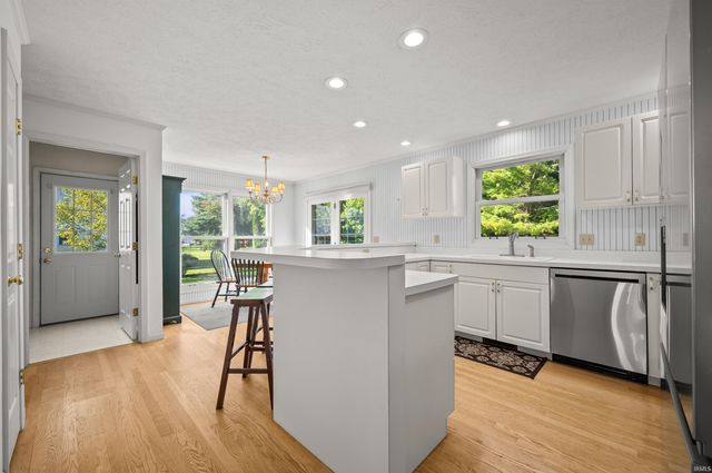 52367 Liberty Mills Court, Granger, IN 46530