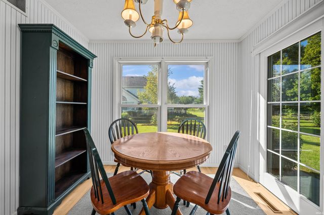 52367 Liberty Mills Court, Granger, IN 46530