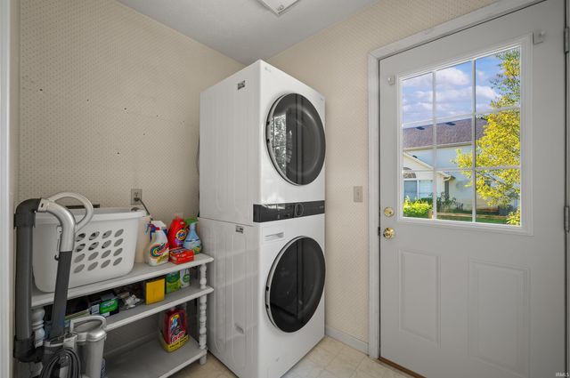 52367 Liberty Mills Court, Granger, IN 46530
