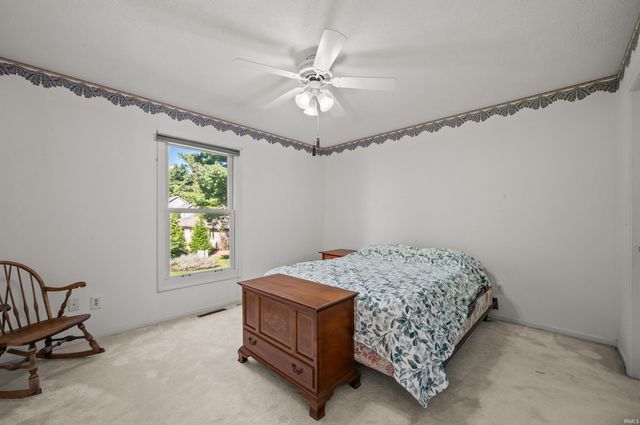 52367 Liberty Mills Court, Granger, IN 46530