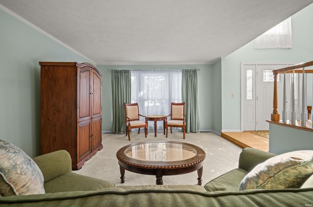 52367 Liberty Mills Court, Granger, IN 46530