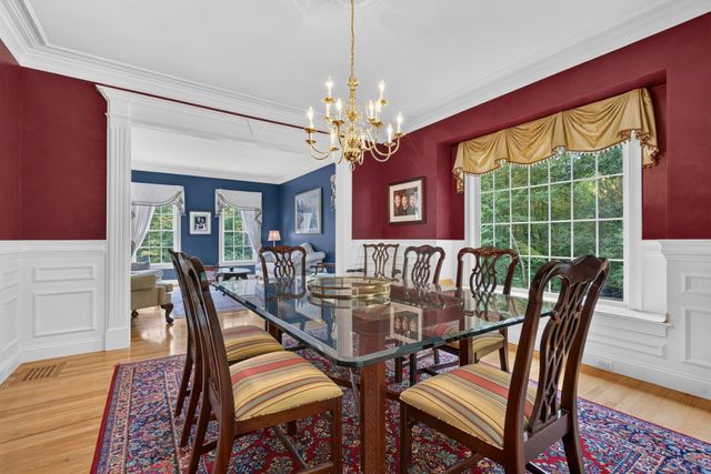 39 Colonel Daniels Drive, Bedford, NH 03110