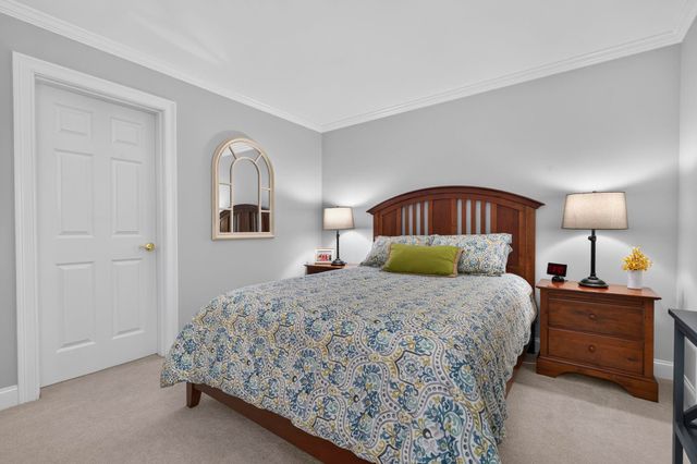 39 Colonel Daniels Drive, Bedford, NH 03110