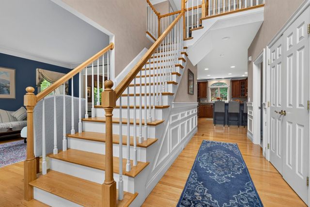 39 Colonel Daniels Drive, Bedford, NH 03110