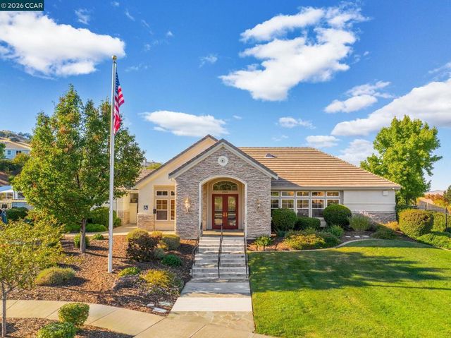 1047 Rolling Woods Way, Concord, CA 94521