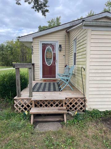 390 Meenach Lane 390 Meenach Lane, Springfield, OH 45505
