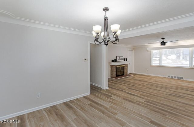 1021 Richards Road, Toledo, OH 43607