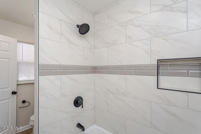 1021 Richards Road, Toledo, OH 43607