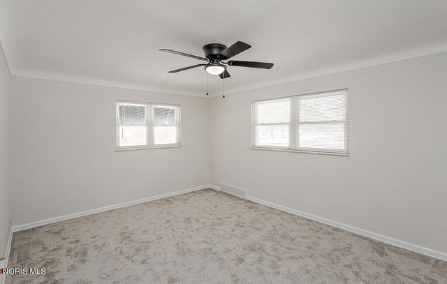 1021 Richards Road, Toledo, OH 43607