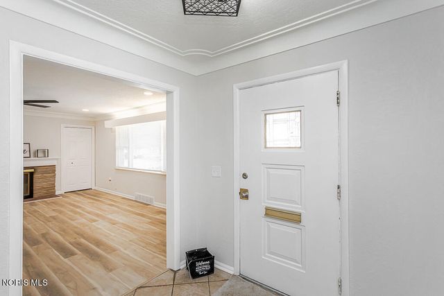 1021 Richards Road, Toledo, OH 43607