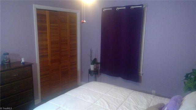 3303 Frost Place, Greensboro, NC 27405