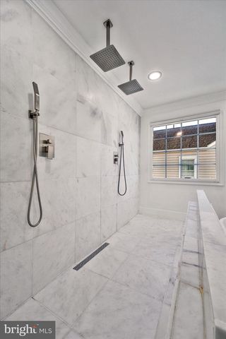 1628 GREAT FALLS ST, Mclean, VA 22101