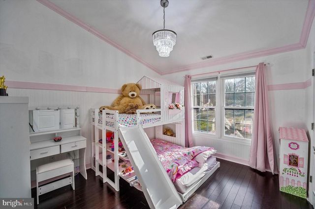 1628 GREAT FALLS ST, Mclean, VA 22101