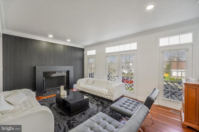 1628 GREAT FALLS ST, Mclean, VA 22101