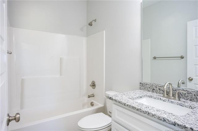 647 McLamb Road, Dunn, NC 28334