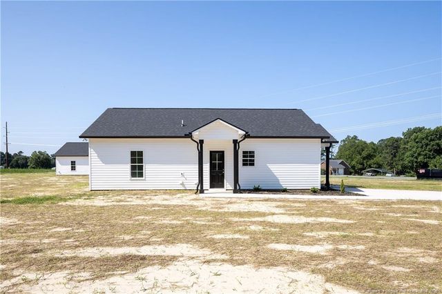 647 McLamb Road, Dunn, NC 28334