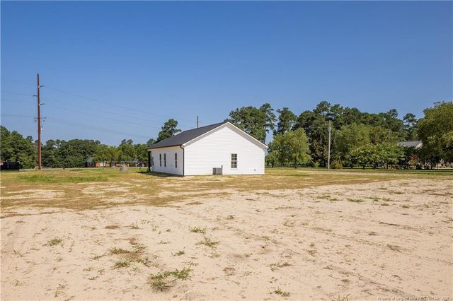 647 McLamb Road, Dunn, NC 28334