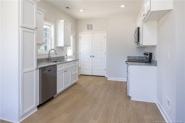 647 McLamb Road, Dunn, NC 28334