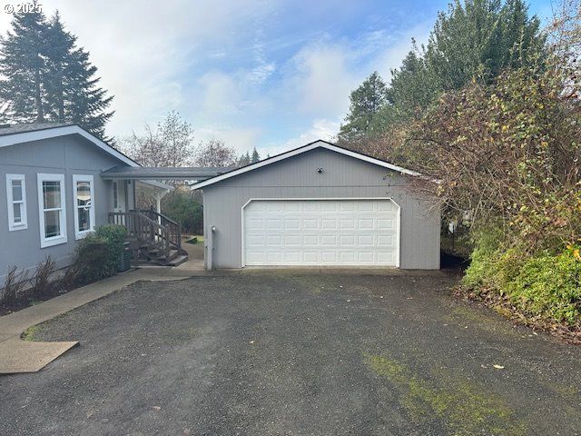 307 E STATE ROUTE 4, Cathlamet, WA 98612